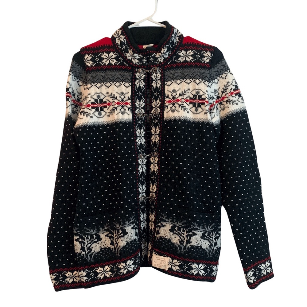 Vintage size XS 100% wool Fair Isle cardigan